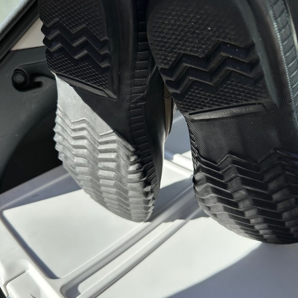 Sorel Boots - Picture 3 of 4